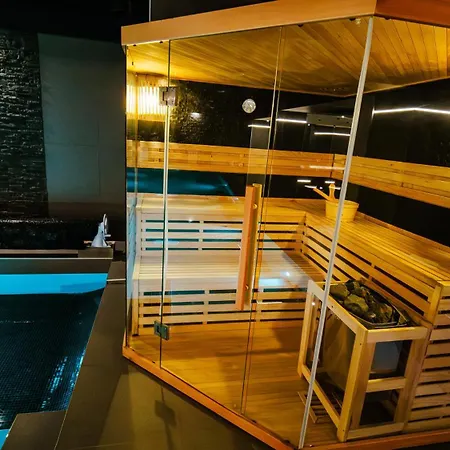 Perla Jezior 므랑고보