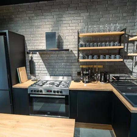 Perla Jezior * 므랑고보